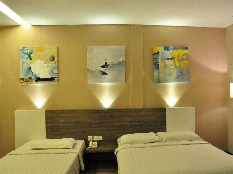 Frazel Inn Hotel Parit Buntar Exteriér fotografie