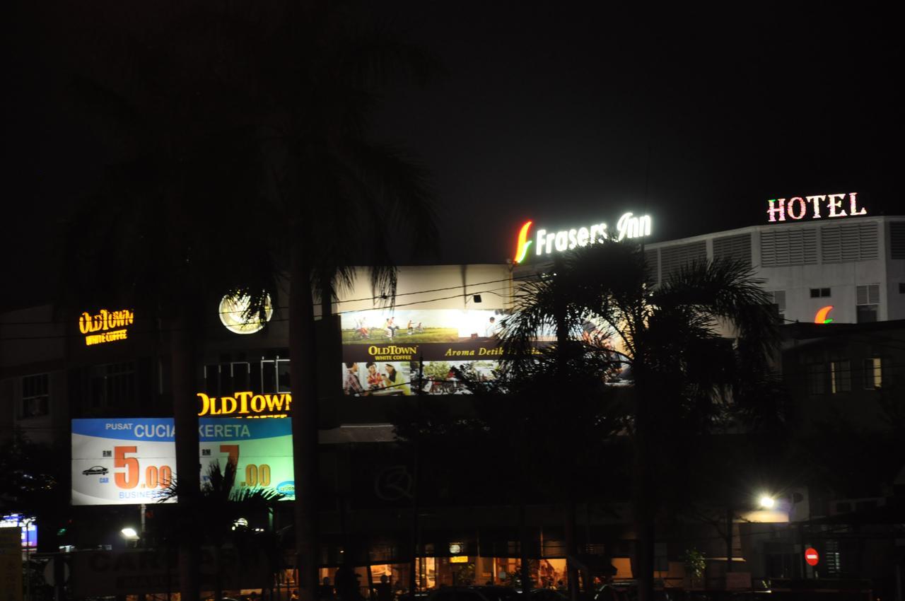 Frazel Inn Hotel Parit Buntar Exteriér fotografie